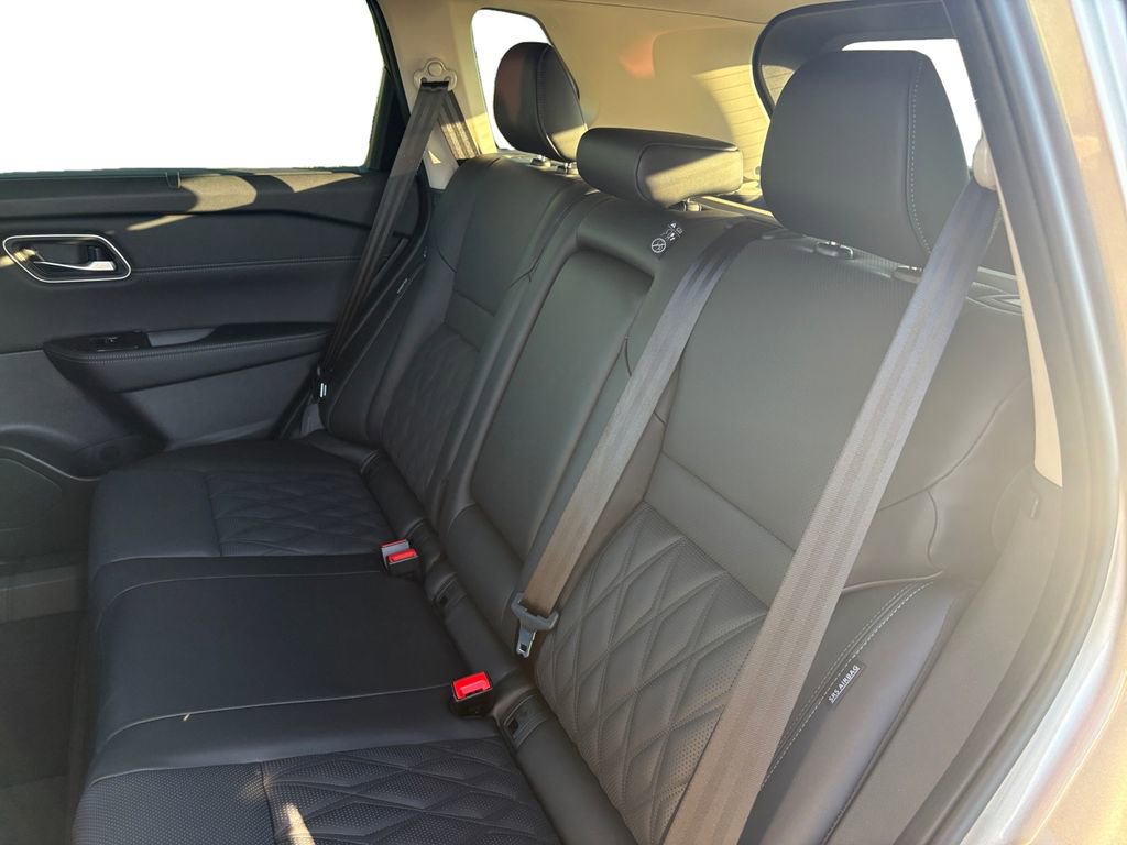 New 2026 Nissan Rogue Platinum w/ Platinum Premium Package image 13