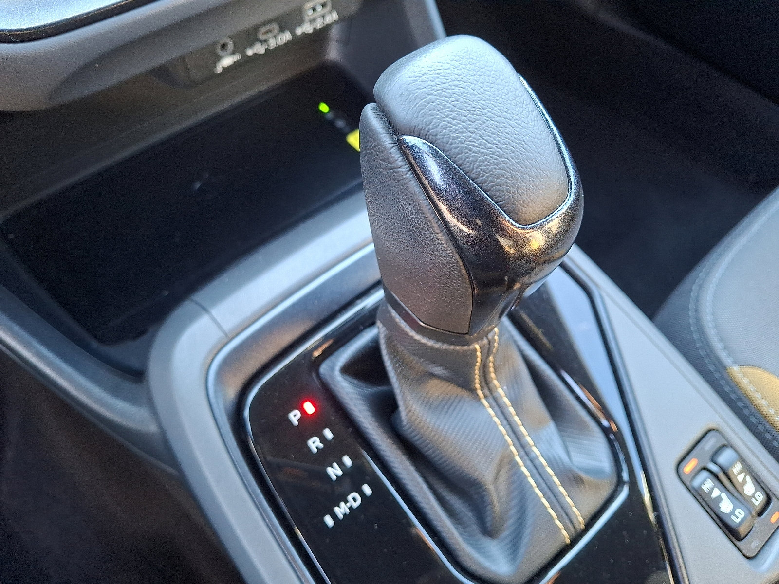 Certified 2025 Subaru Crosstrek 2.5i Sport w/ Crosstrek Mirror Package image 15