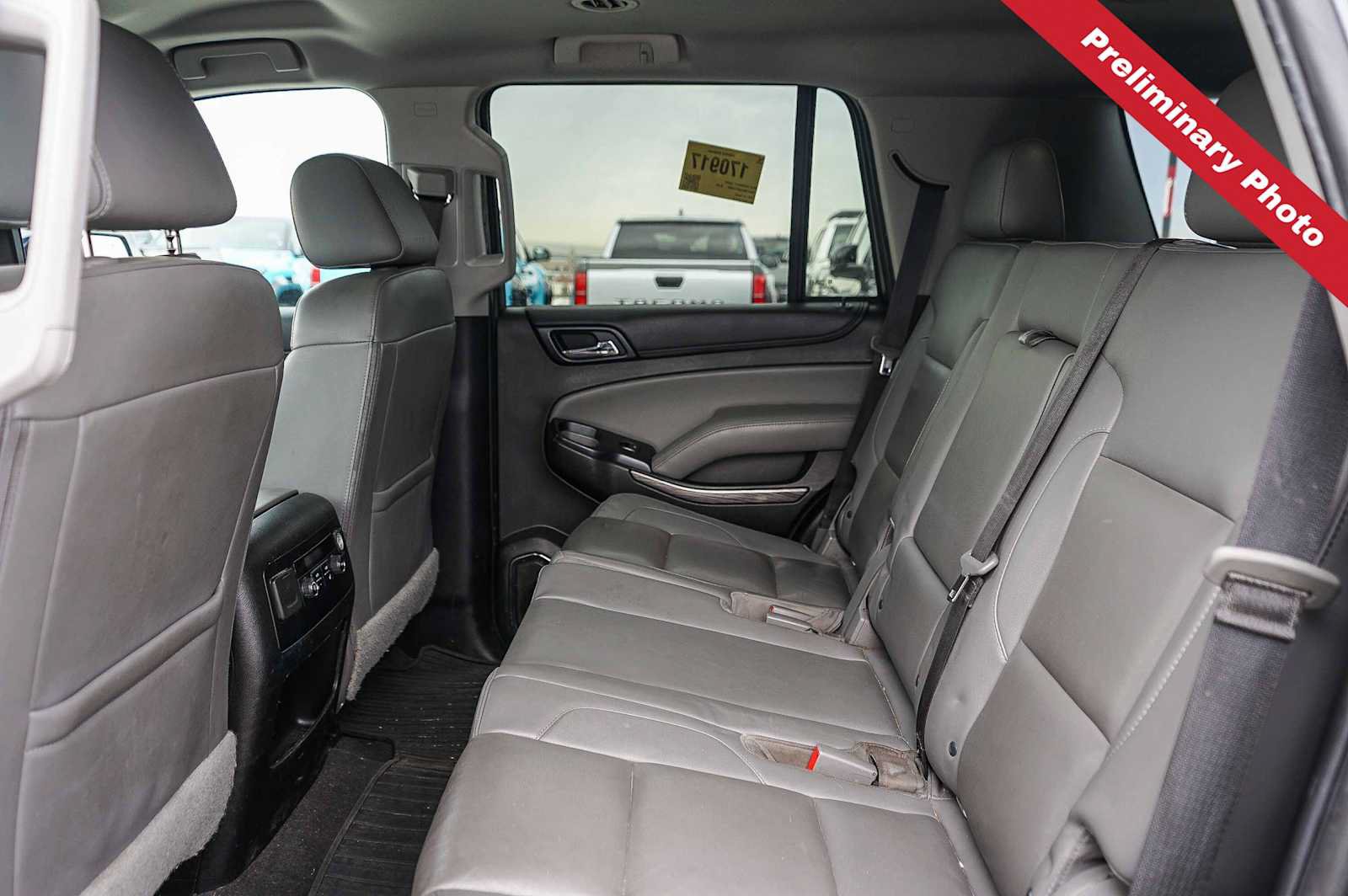Used 2019 Chevrolet Tahoe LT w/ Luxury Package RWD image 12