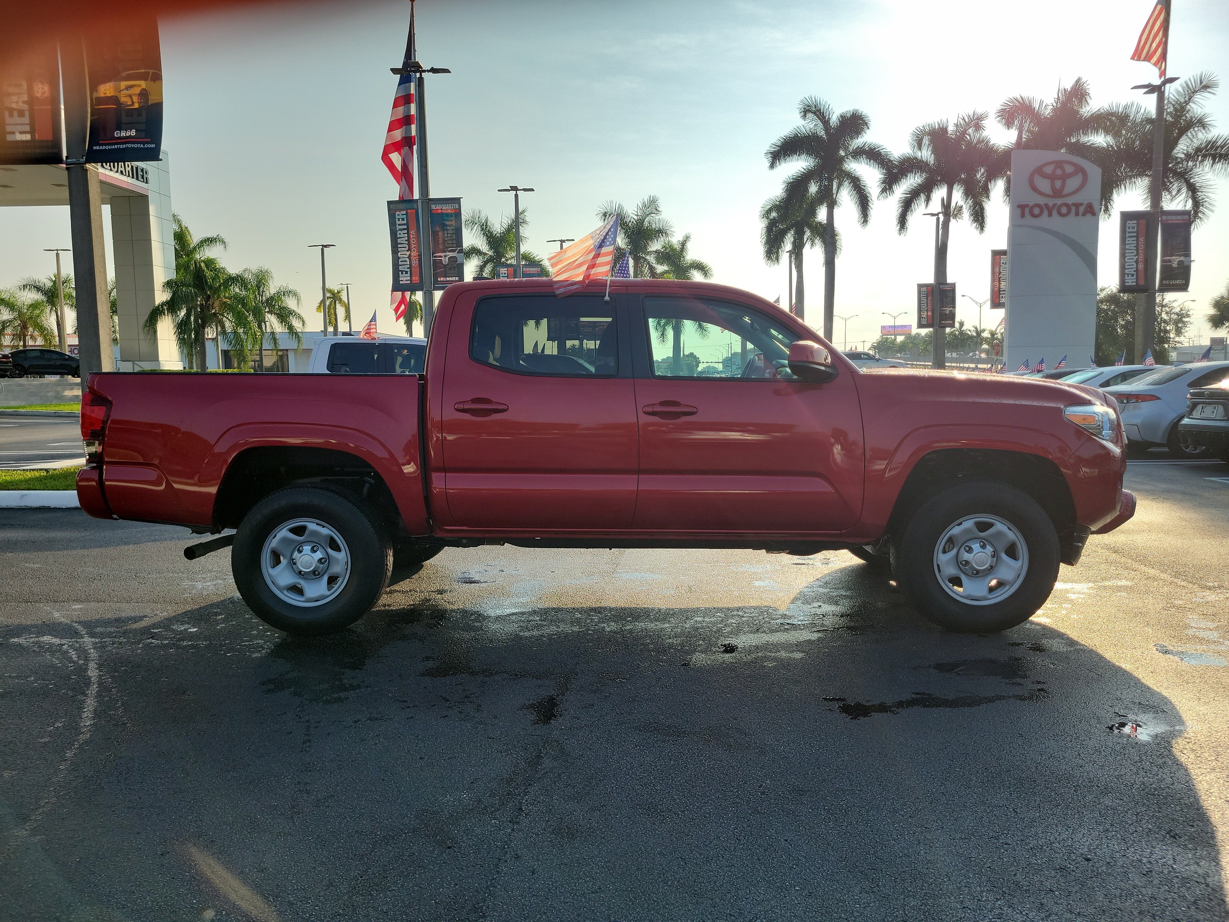 Used 2023 Toyota Tacoma SR w/ SR Convenience Package RWD image 13
