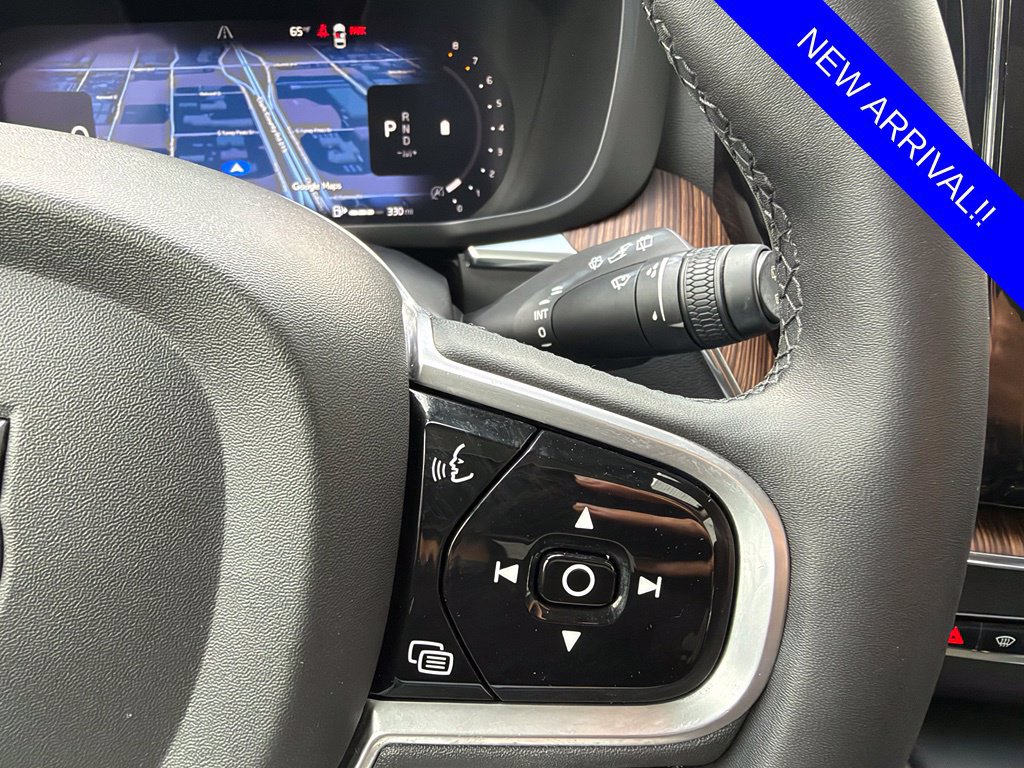 Used 2023 Volvo XC60 B5 Plus w/ Protection Package Premier FWD image 17