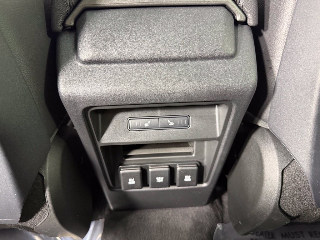 Used 2019 Land Rover Discovery Sport HSE AWD/4WD image 20