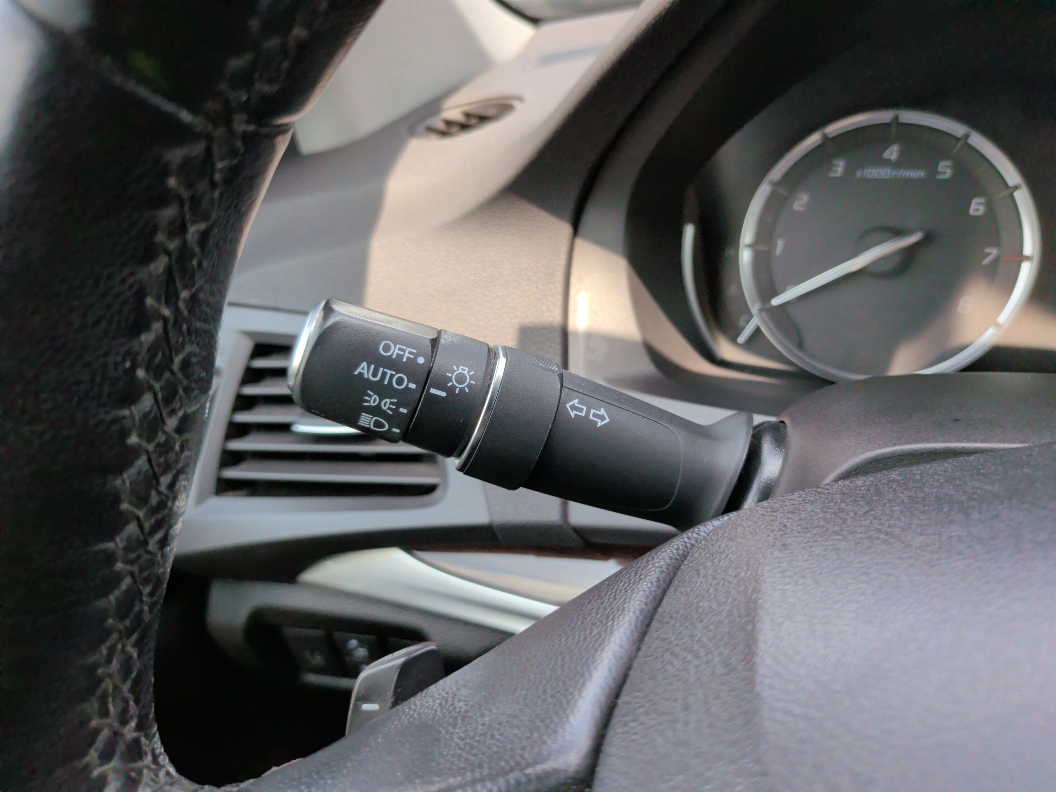 Used 2016 Acura MDX SH-AWD w/ Technology Package image 22