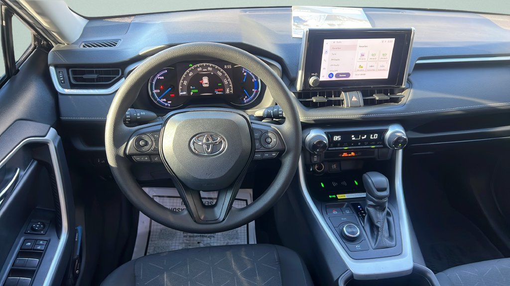 Used 2024 Toyota RAV4 AWD Hybrid image 11