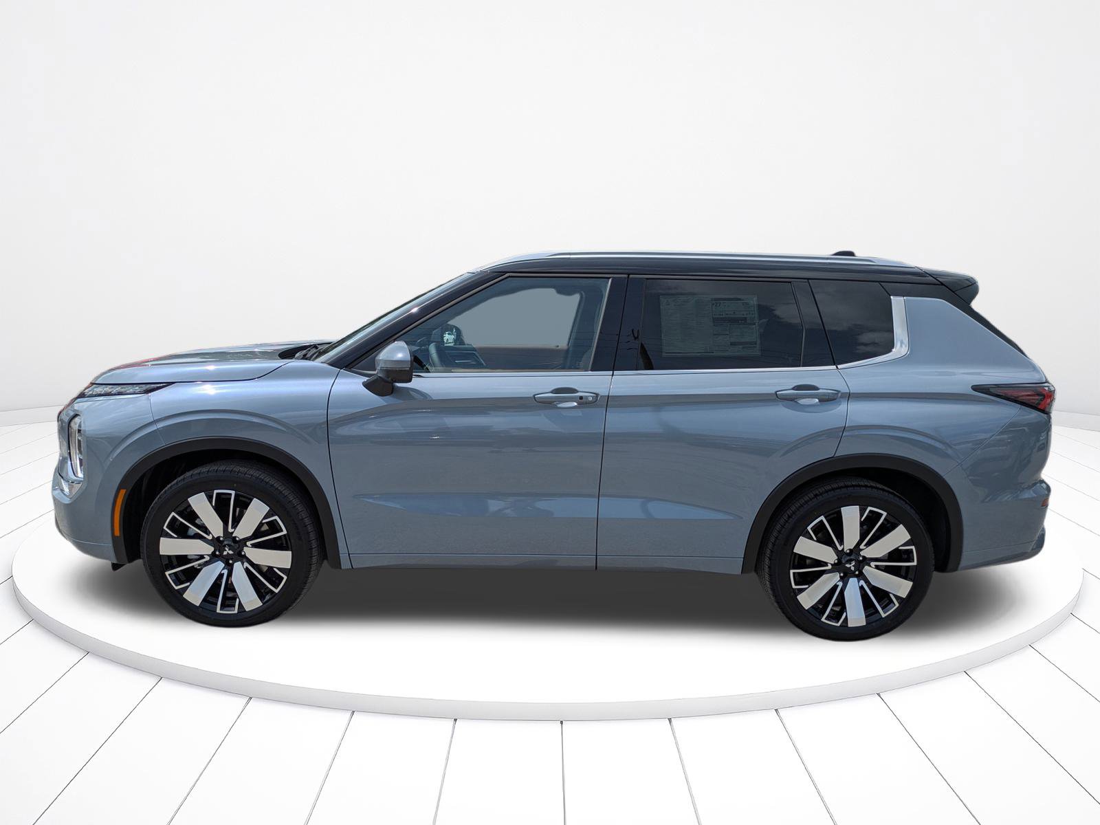 New 2025 Mitsubishi Outlander SEL image 7