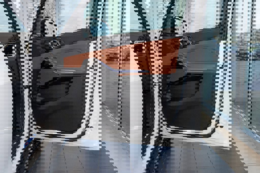 New 2026 BMW X5 xDrive50e image 19