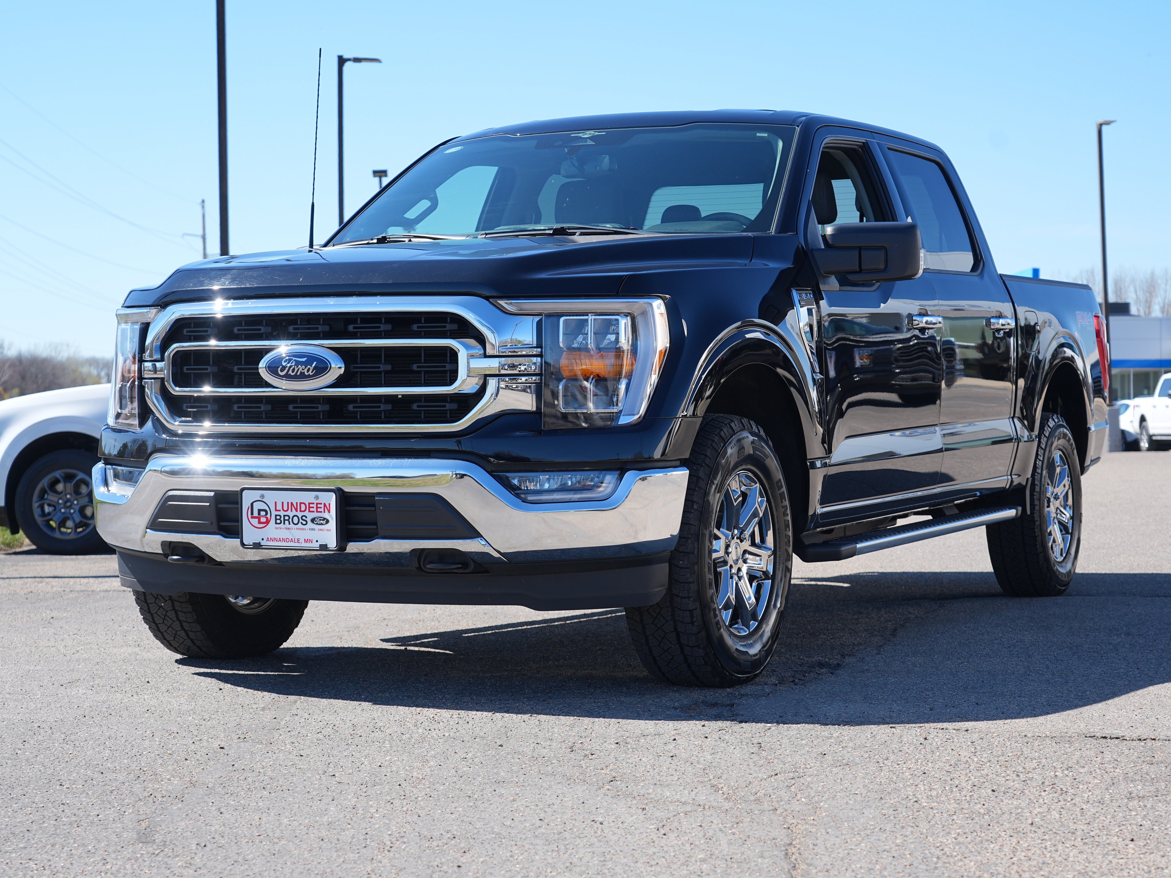 Used 2023 Ford F150 4x4 SuperCrew image 8