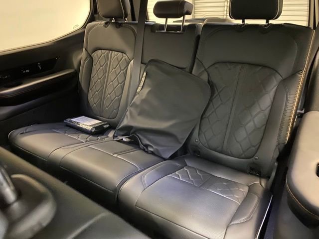New 2024 Jeep Grand Wagoneer Series III w/ Rear Seat Video Group 1 image 17