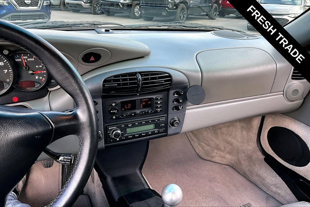 Used 2001 Porsche 911 Carrera RWD image 12