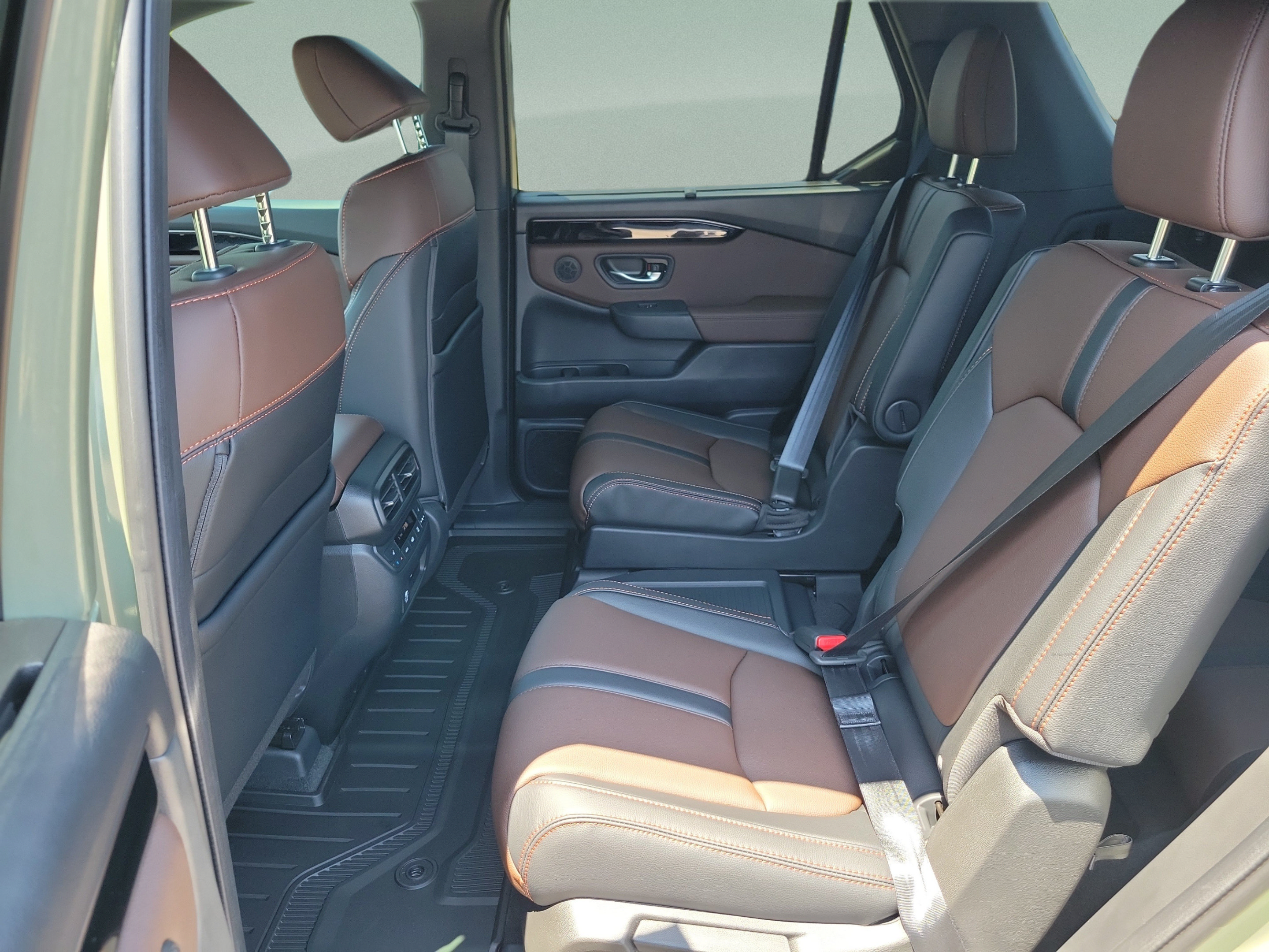 New 2026 Honda Pilot TrailSport image 9