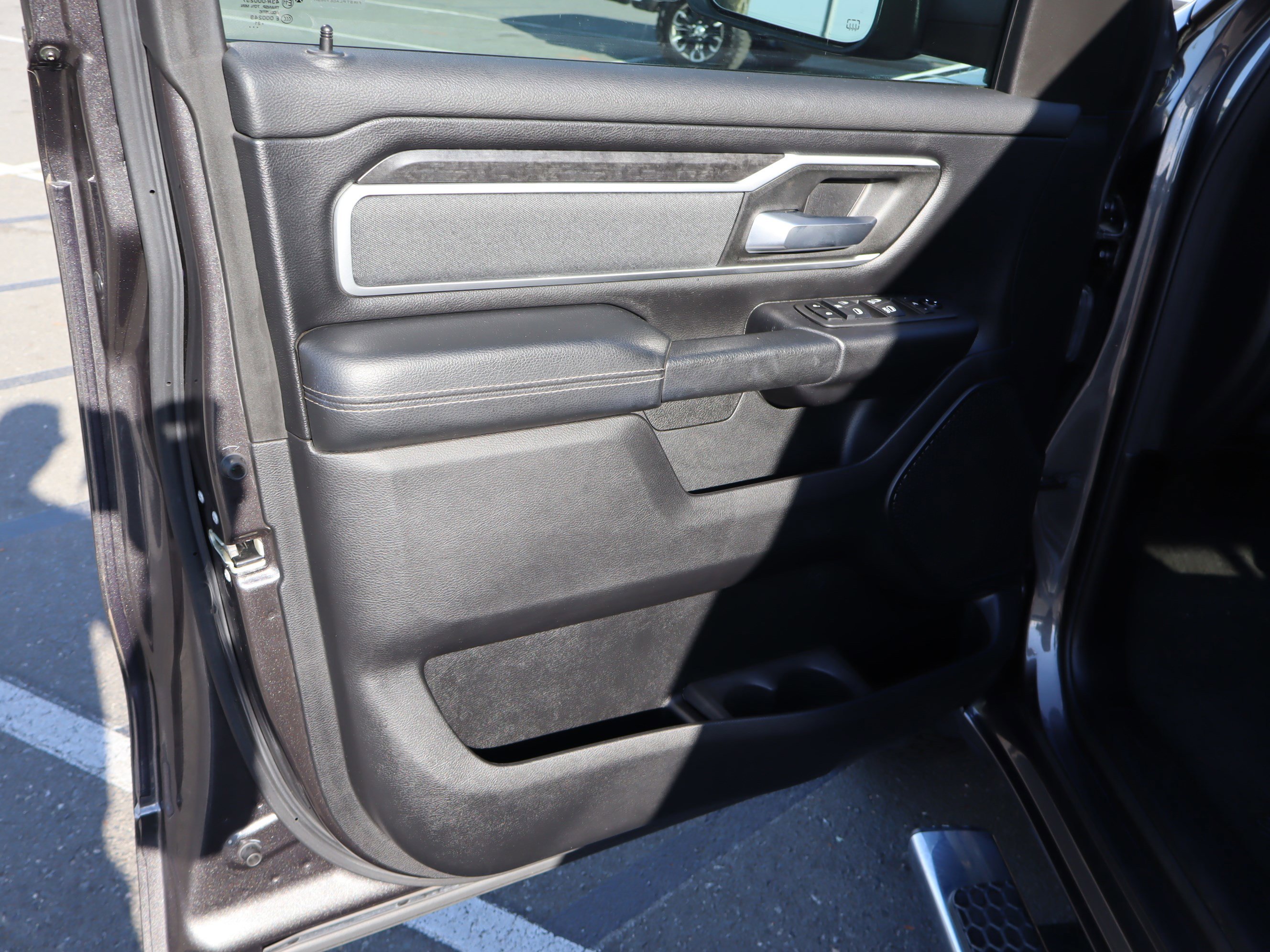 Used 2021 RAM 1500 Big Horn image 18