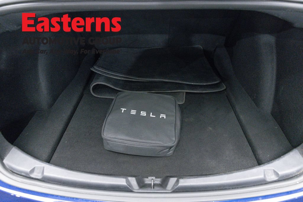 Used 2018 Tesla Model 3 Long Range RWD image 9