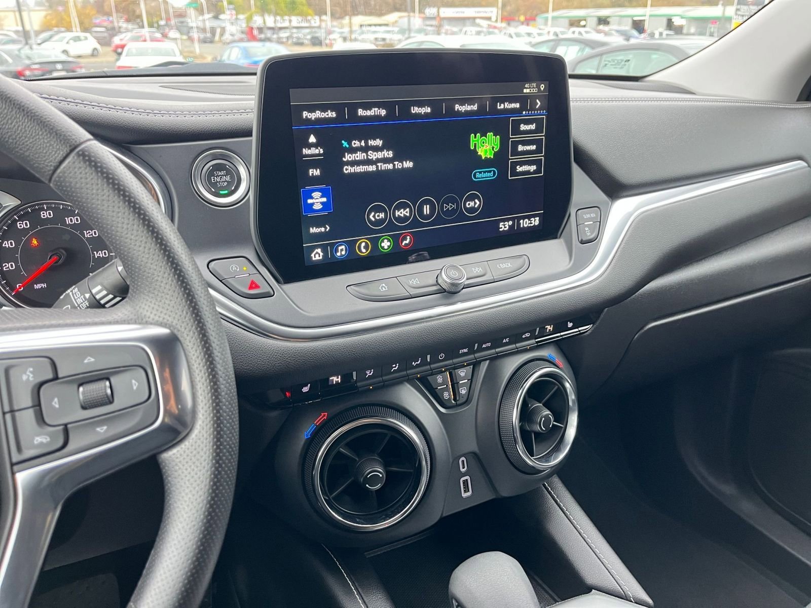 Used 2025 Chevrolet Blazer LT image 18