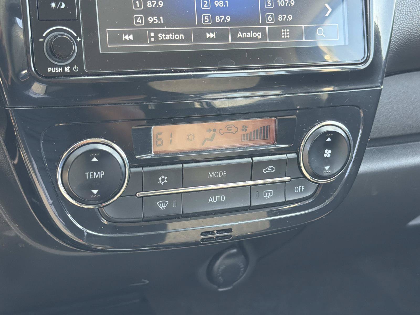 Used 2024 Mitsubishi Mirage ES FWD image 21