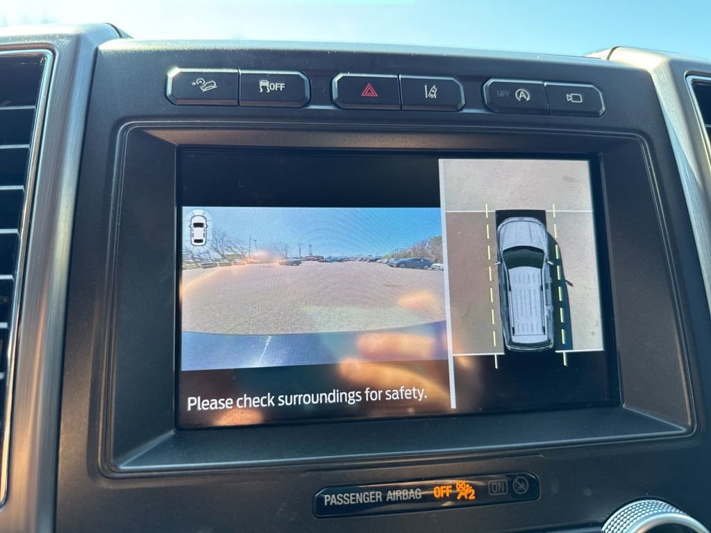 Used 2021 Ford Expedition Platinum image 27