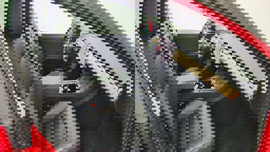 Used 2021 Tesla Model Y Long Range image 27