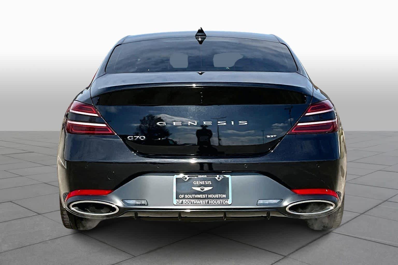Used 2025 Genesis G70 3.3T Advanced w/ Sport Prestige Package image 9