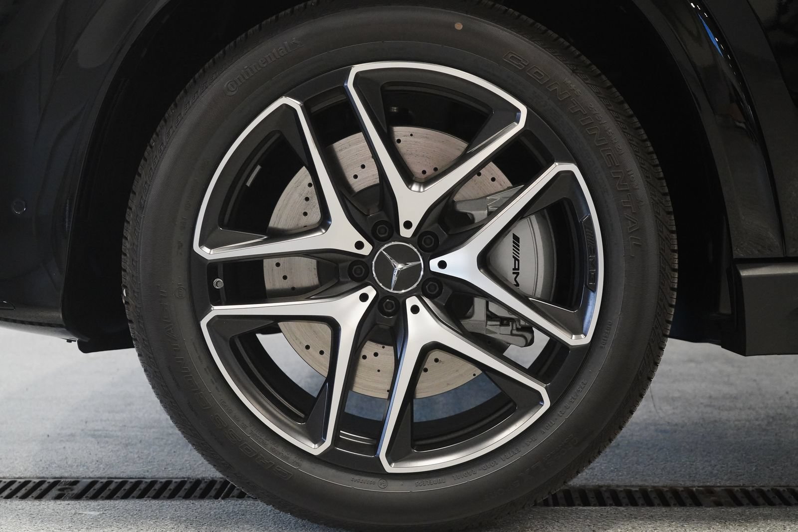 New 2026 Mercedes-Benz GLE 53 AMG 4MATIC Coupe image 11