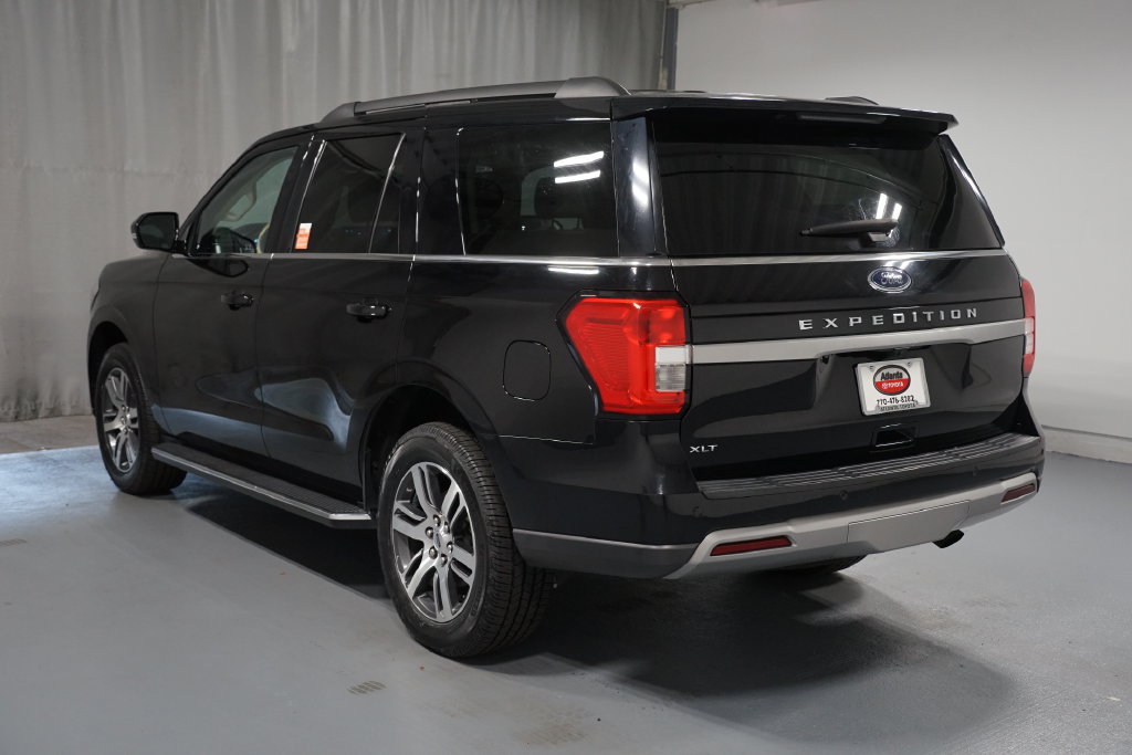 Used 2023 Ford Expedition XLT RWD image 6