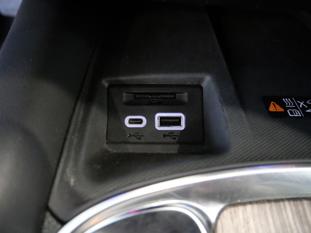 Used 2024 Buick Enclave Avenir w/ Avenir Technology Package AWD/4WD image 23