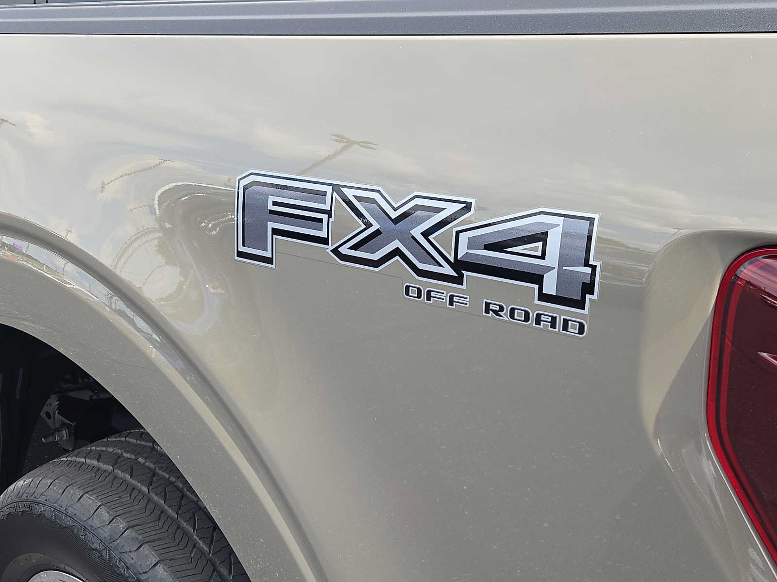 New 2026 Ford F150 Lariat w/ Equipment Group 501A Mid AWD/4WD image 6