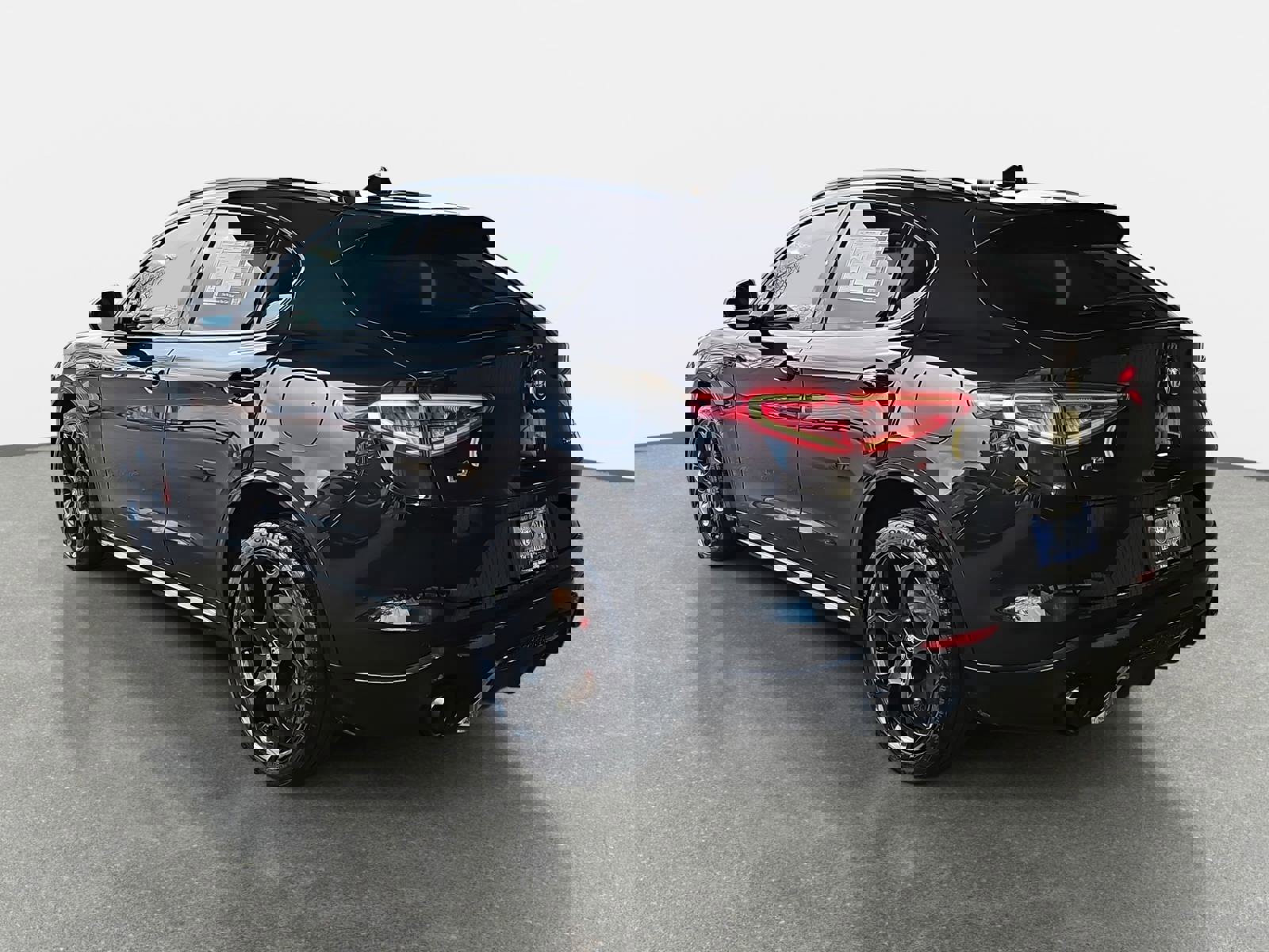 Used 2024 Alfa Romeo Stelvio Veloce image 7