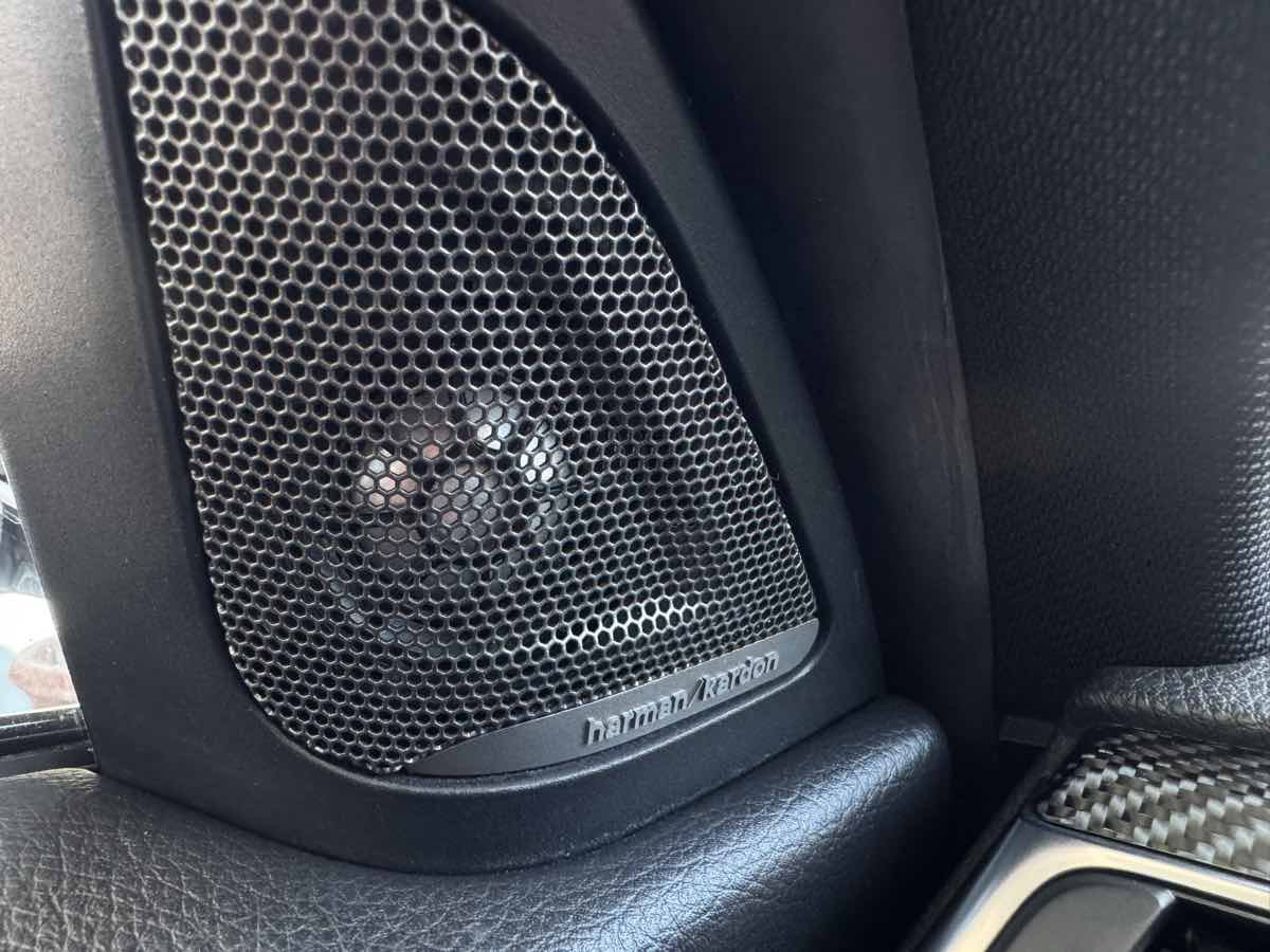 Used 2018 BMW M3 RWD image 23