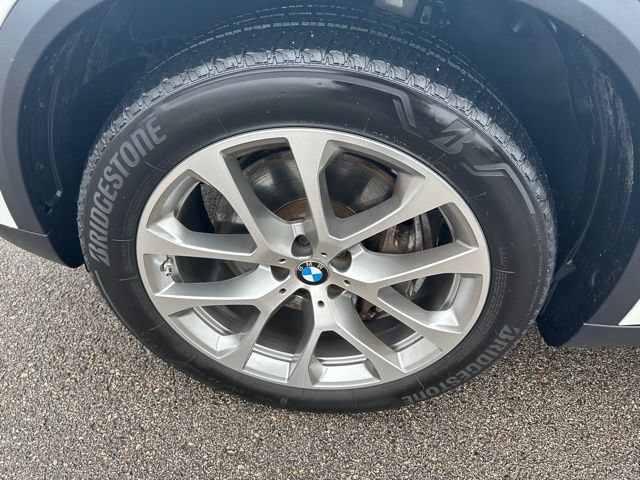 Used 2021 BMW X5 xDrive45e w/ Premium Package AWD/4WD image 7