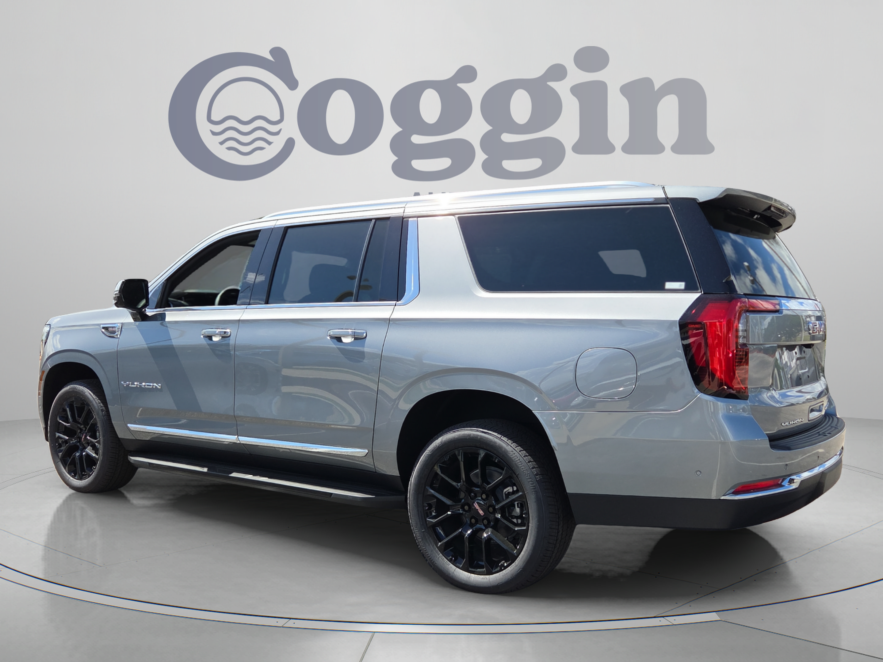 New 2026 GMC Yukon XL Elevation AWD/4WD image 3