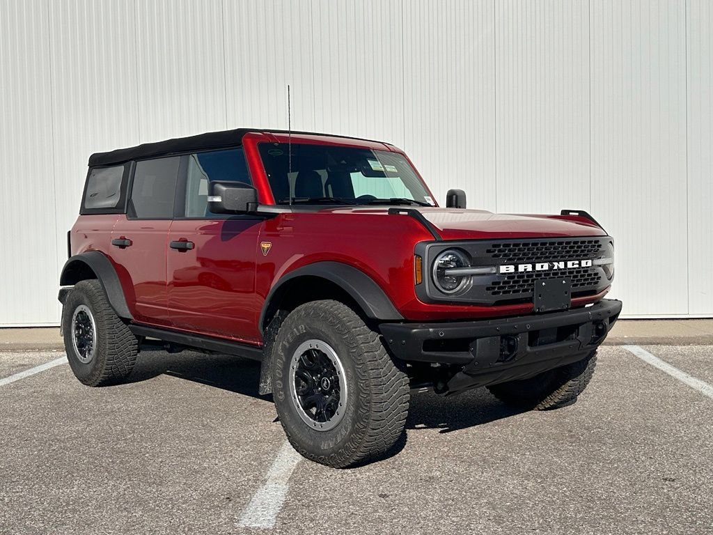 Used 2022 Ford Bronco Badlands AWD/4WD image 10
