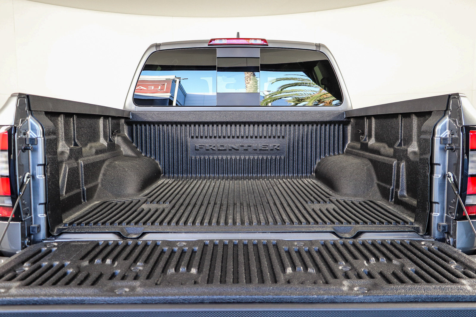 New 2027 Nissan Frontier Pro-X w/ Tow Package RWD image 26
