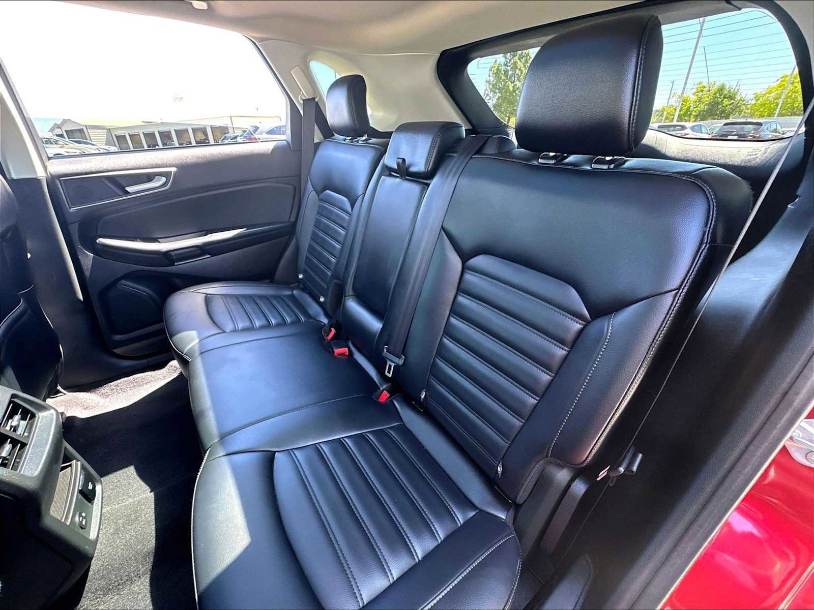 Used 2022 Ford Edge SEL w/ Convenience Package AWD/4WD image 28