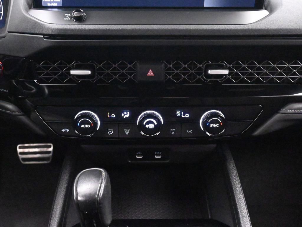 Used 2023 Honda Accord Sport image 32