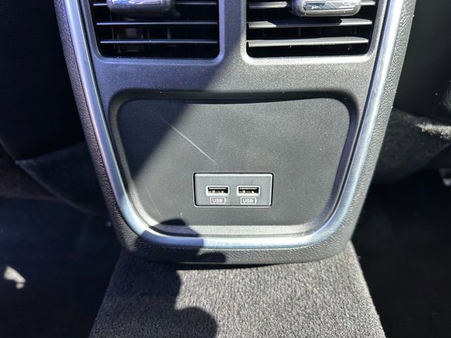 Used 2022 Dodge Charger SXT w/ Navigation & Travel Group image 13