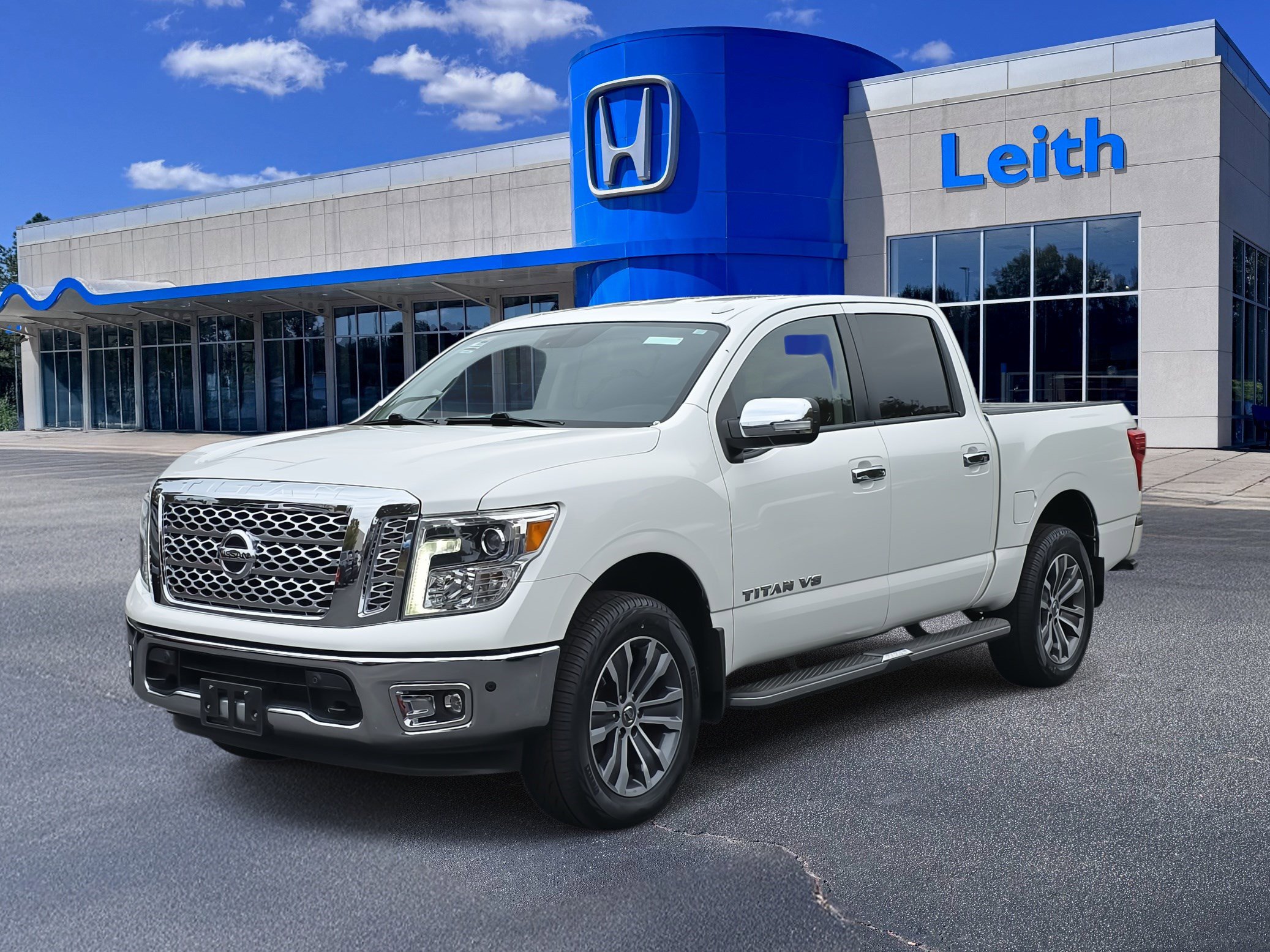 Used 2019 Nissan Titan SL