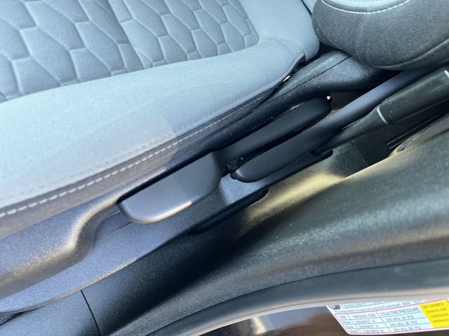 Used 2020 Chevrolet Equinox LS w/ LPO, Floor Liner Package FWD image 16