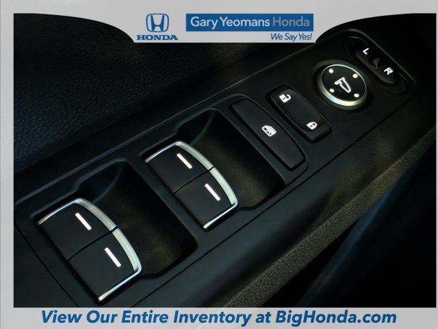 Certified 2025 Honda CR-V Sport Touring image 28