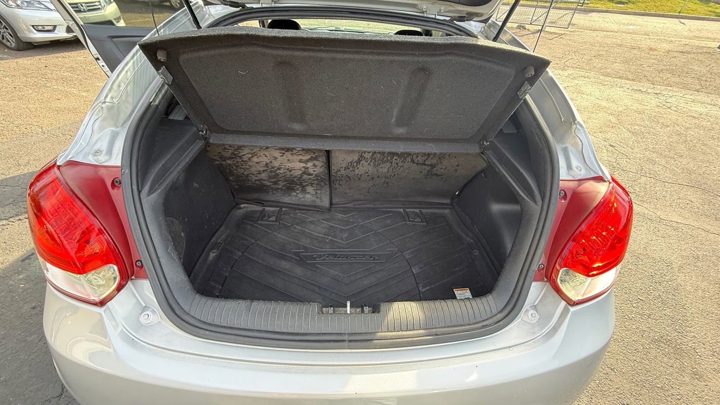 Used 2013 Hyundai Veloster Turbo image 16