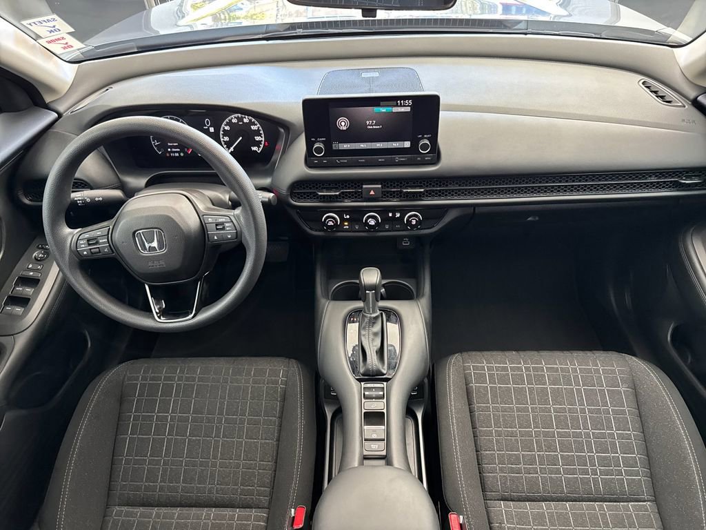 Used 2025 Honda HR-V LX image 12