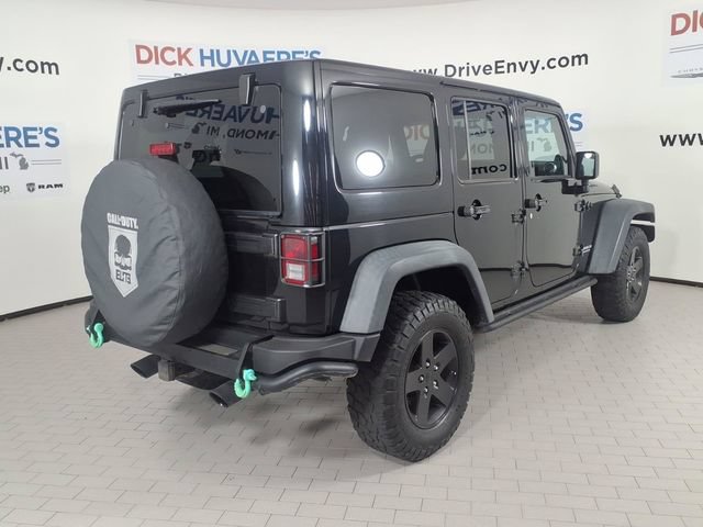 Used 2012 Jeep Wrangler Unlimited Rubicon AWD/4WD image 4