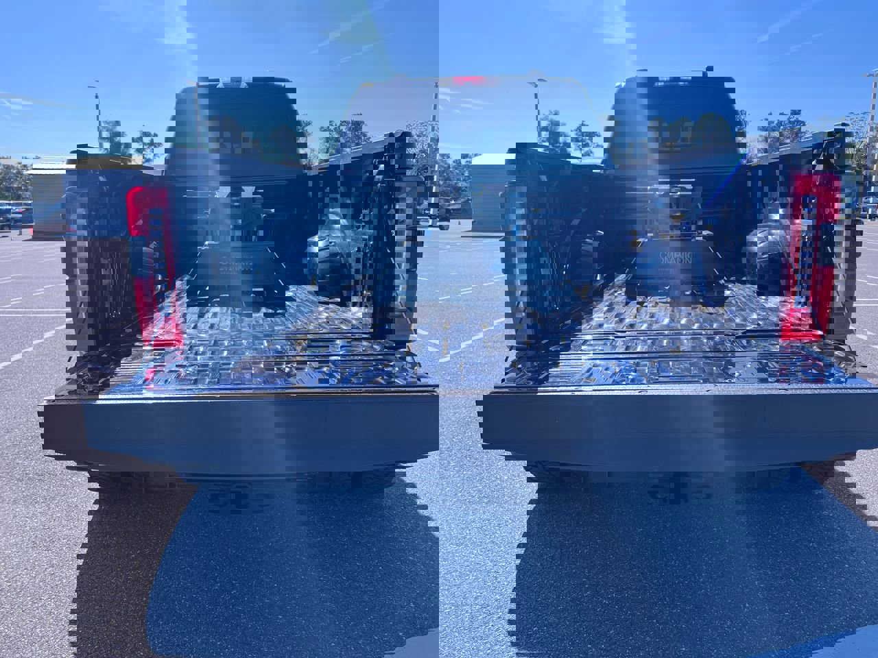 Used 2023 Ford F350 Lariat image 33