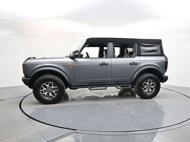 Used 2024 Ford Bronco Badlands image 8