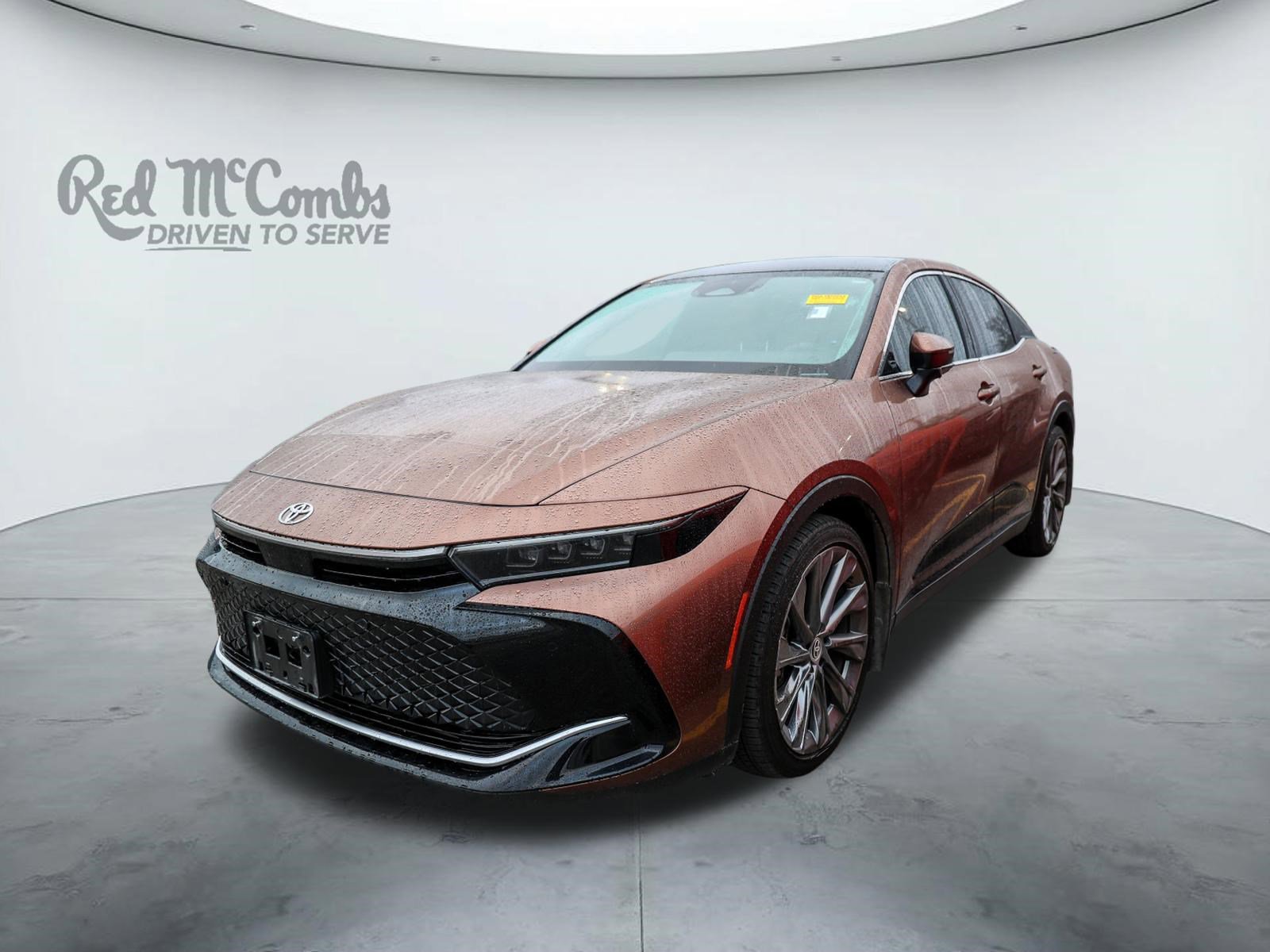 Certified 2025 Toyota Crown Limited w/ Advanced Technology Package image 1