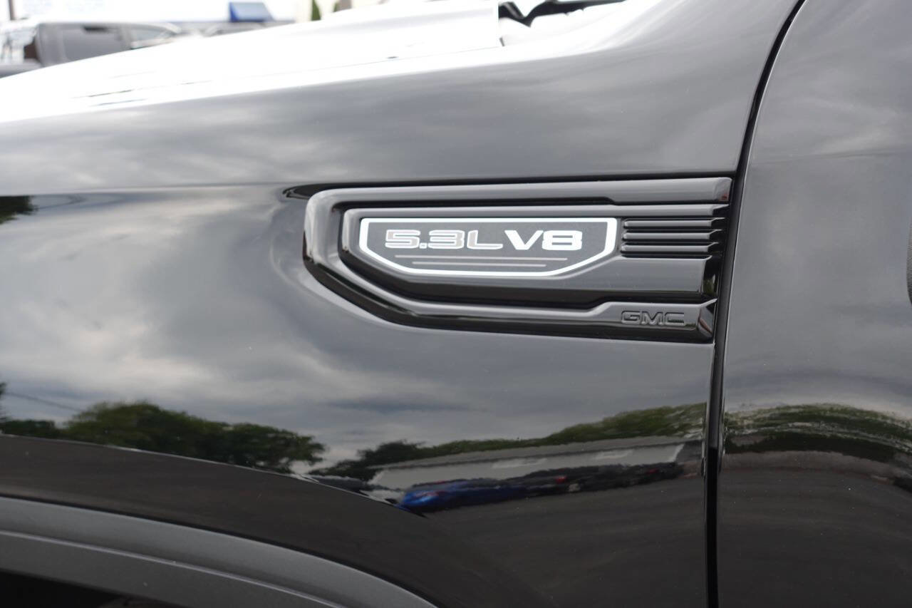 Used 2023 GMC Sierra 1500 Pro w/ Graphite Edition AWD/4WD image 16