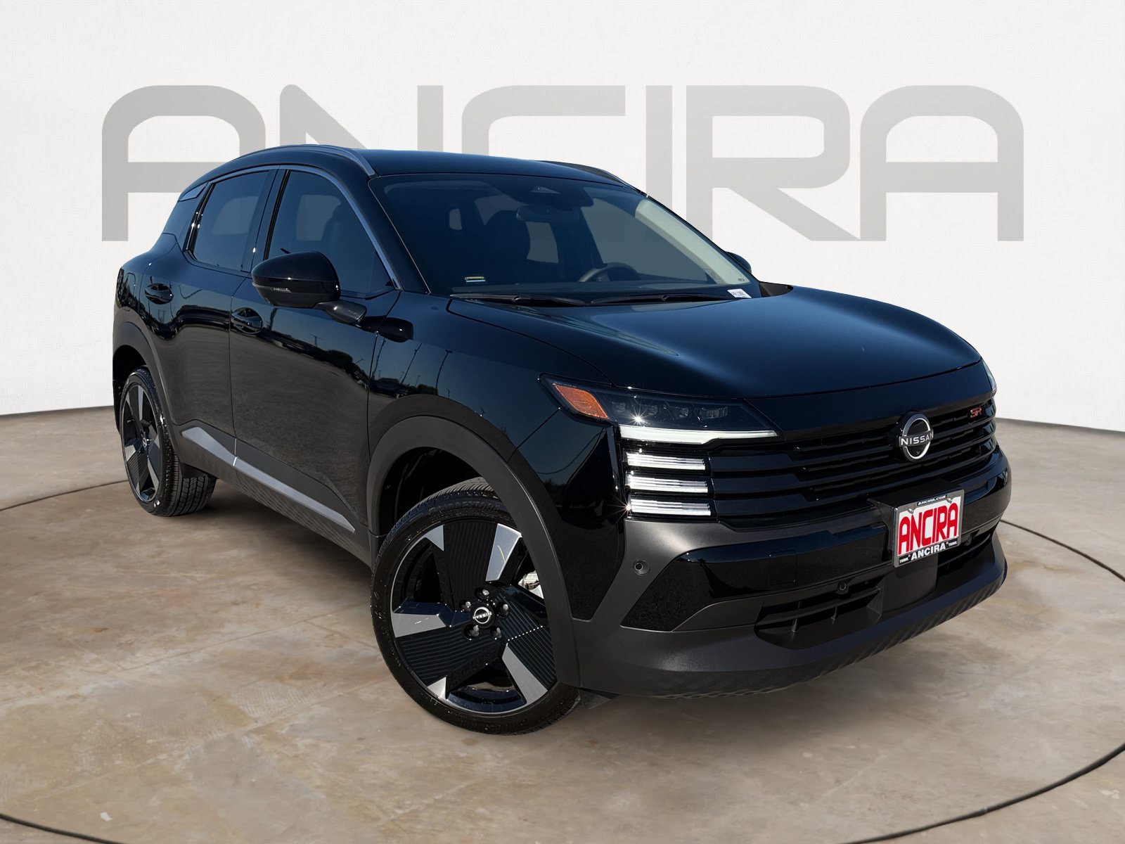 Used 2026 Nissan Kicks SR FWD image 4