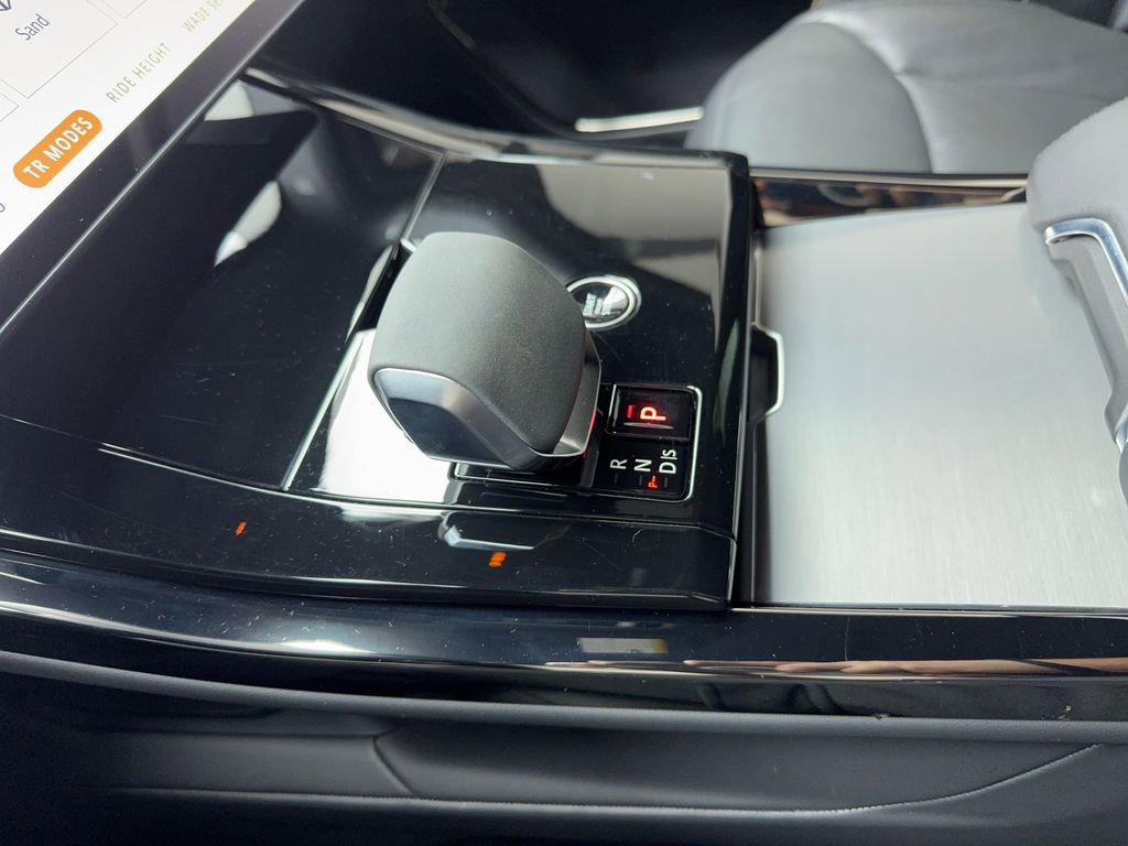 Used 2024 Land Rover Range Rover Sport SE image 31