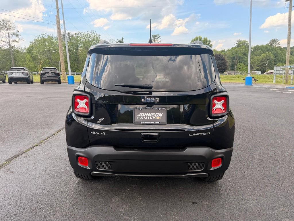Used 2022 Jeep Renegade Limited AWD/4WD image 9