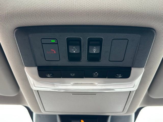 Certified 2023 Nissan Rogue SV w/ SV Premium Package image 38