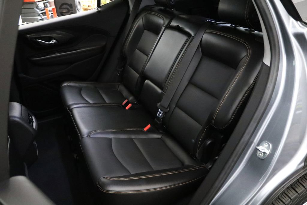 Used 2020 GMC Terrain SLT w/ Preferred Package image 10