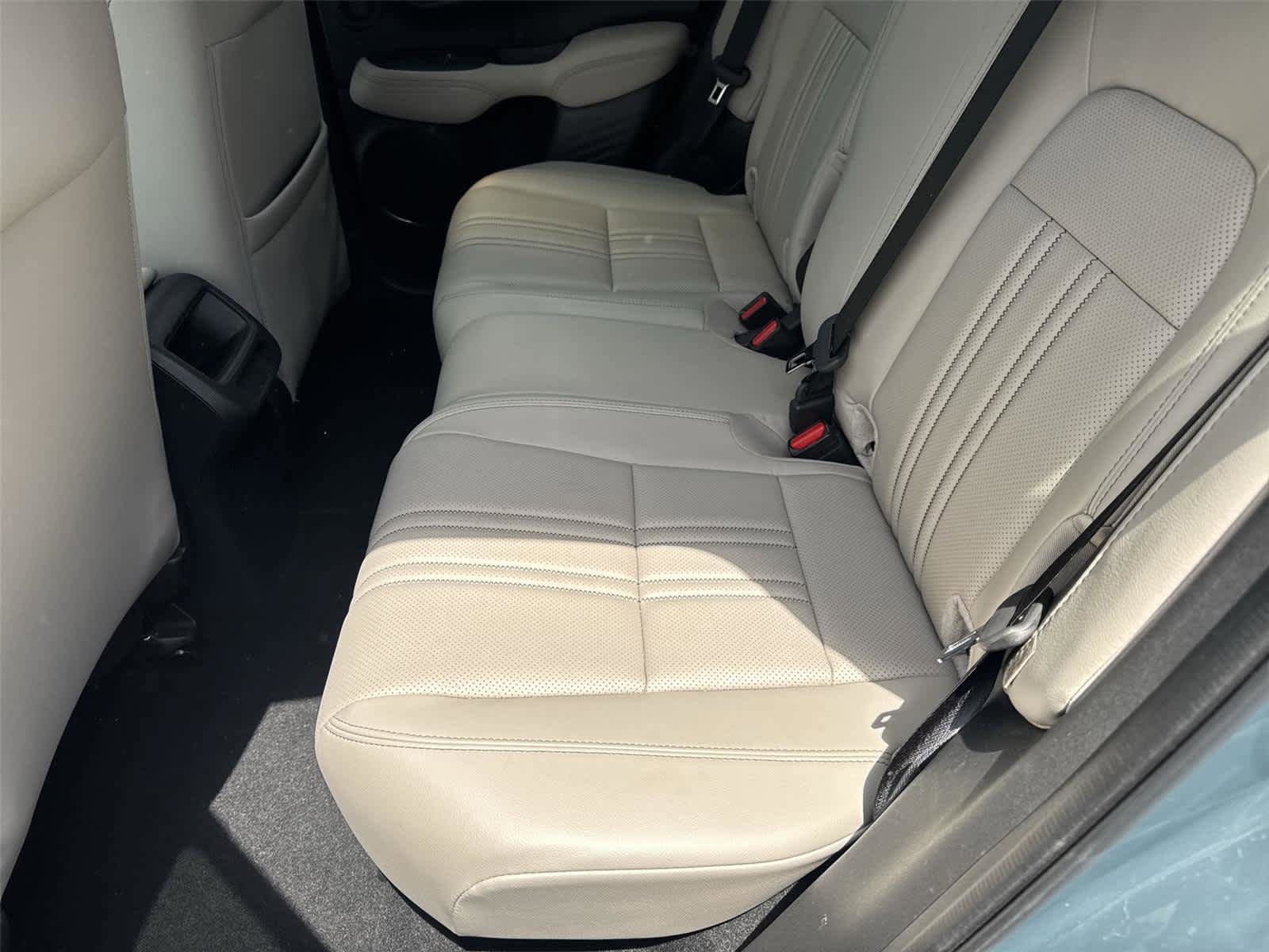 Used 2024 Honda HR-V EX-L image 16